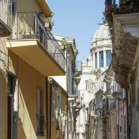 Bframe Cornice Barocca Alojamento de Acomodação e Pequeno-almoço Ragusa