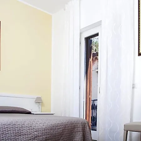 B&B Bframe Cornice Barocca 라구사