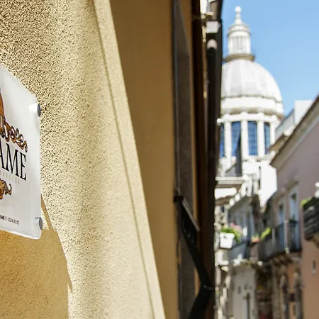 Bframe Cornice Barocca Bed & Breakfast *