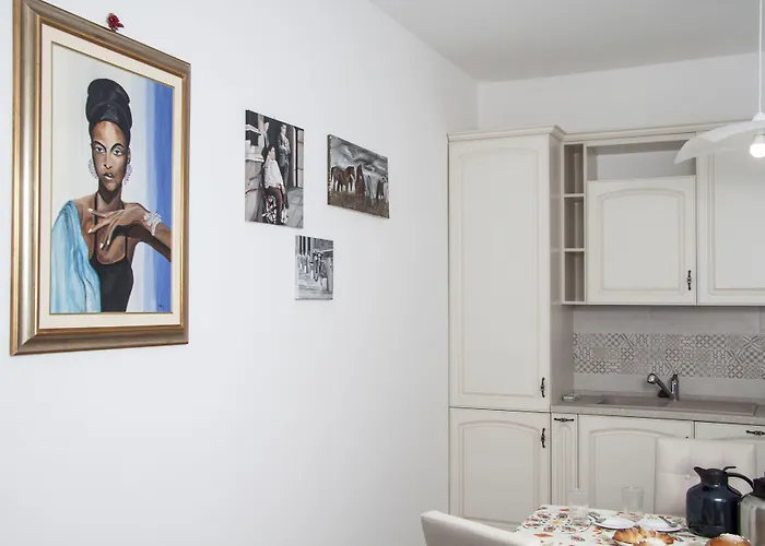 Bframe Cornice Barocca Bed & Breakfast