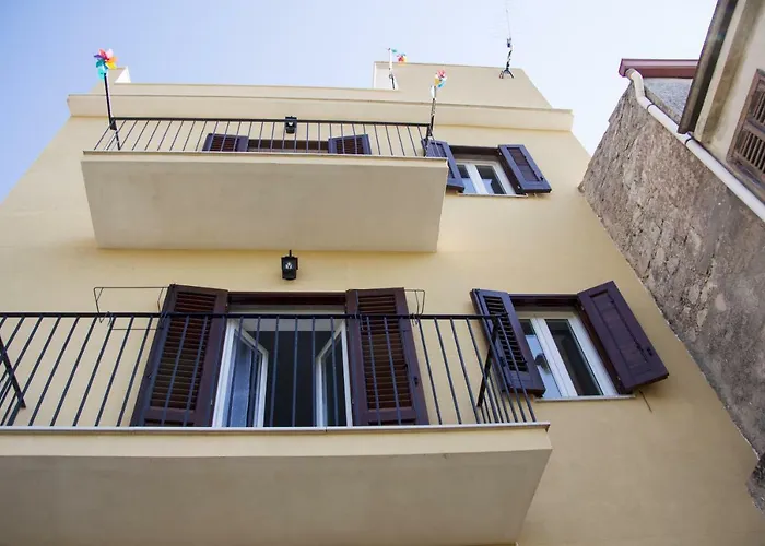 Bframe Cornice Barocca Bed & Breakfast